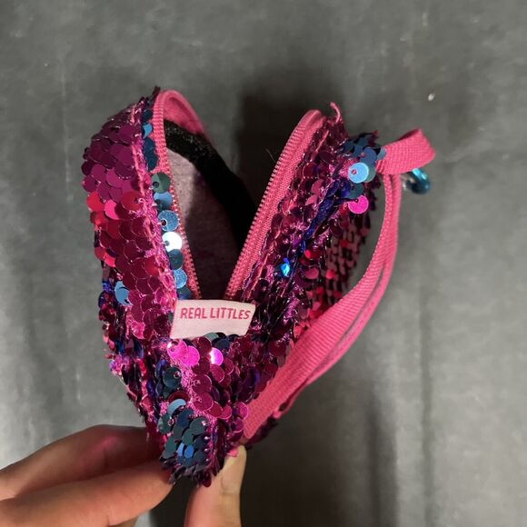 8 Doll Accessories Travel Lot Rolling‎ Luggage,Purse,Backpack,Toothbrush Set Etc - Picture 8 of 12